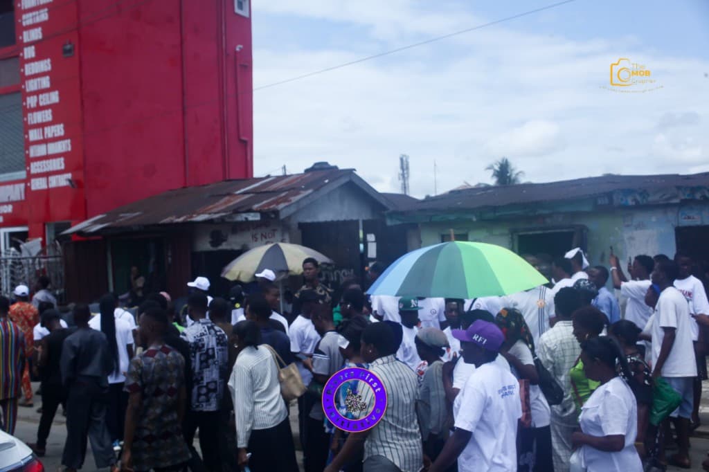 200,000 Rivers People Solidarity Walk by Rivers First Initiative.