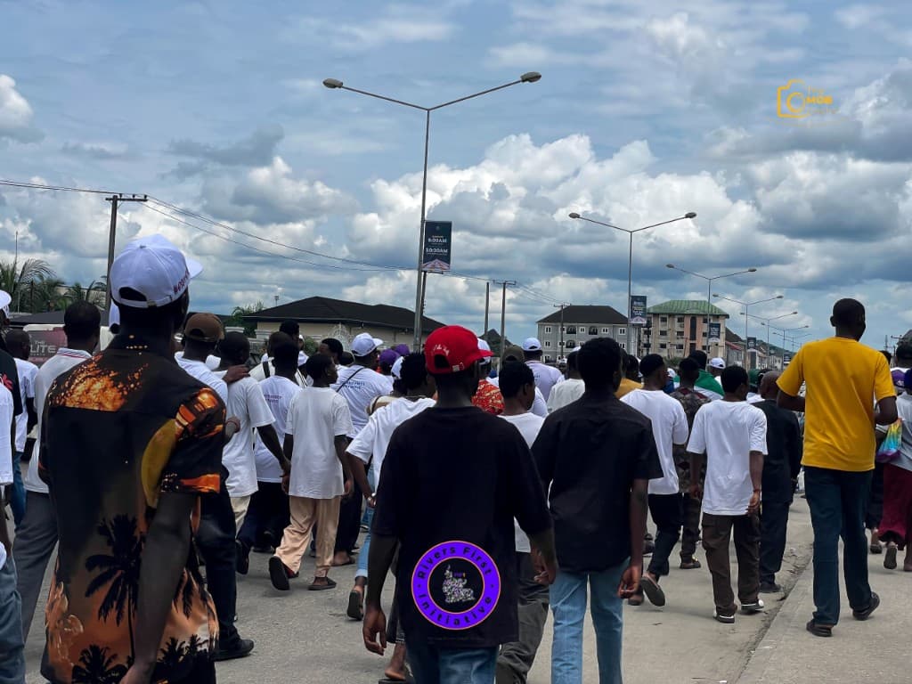 200,000 Rivers People Solidarity Walk by Rivers First Initiative.